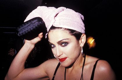 Madonna_getting_ready_at_the_premiere_of